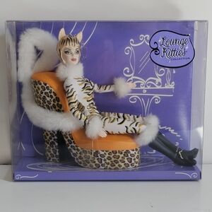 Barbie White Tiger Doll from "Lounge Kitties" Collection #1 Mattel C2478 2003